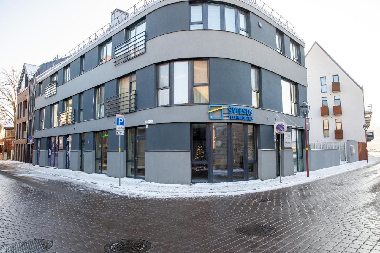 Luxurious Blue&Yellow Apartment In Kaunas Center Екстериор снимка